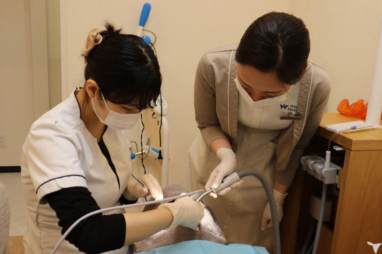 ホワイトエッセンス株式会社 長野駅前おとなこども矯正歯科（ホワイトエッセンス
長野駅前）の正社員 歯科衛生士の求人情報イメージ5